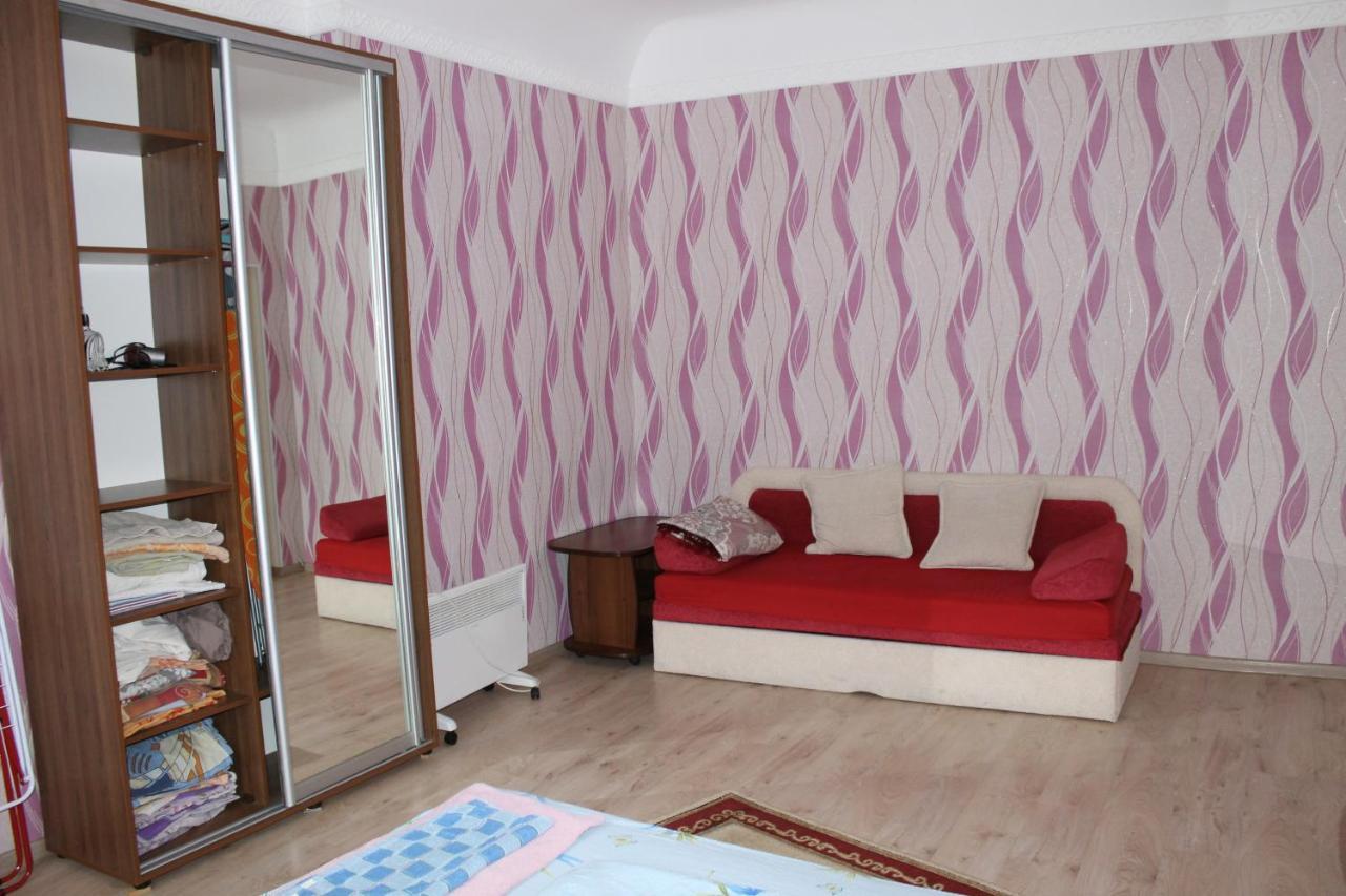 Исторический Центр Chernihiv Exterior foto